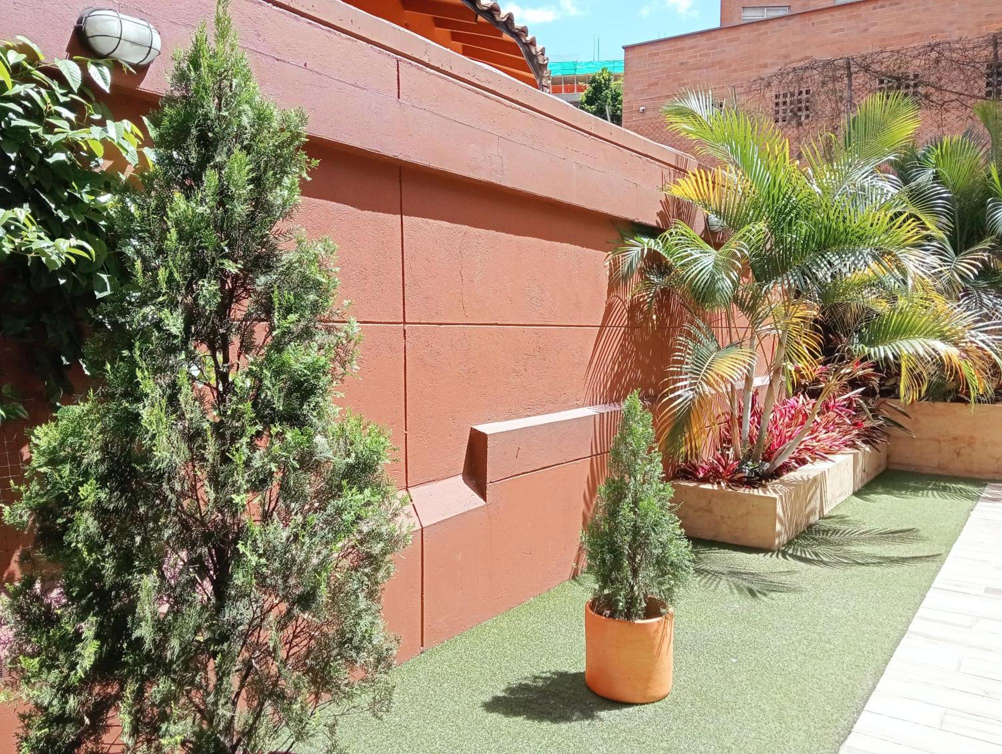 Hotel Lomas 10 Medellin By Dico Екстериор снимка