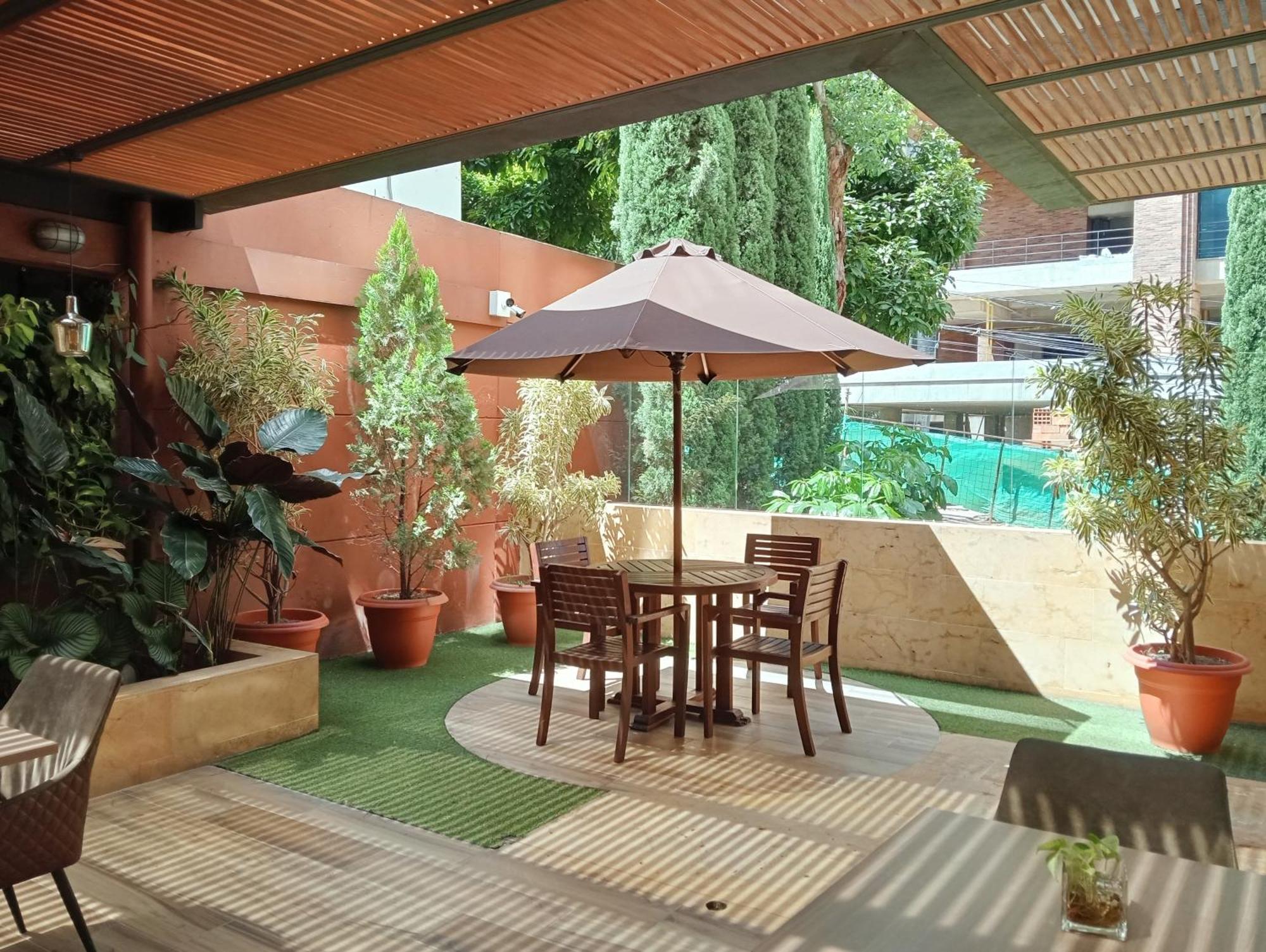 Hotel Lomas 10 Medellin By Dico Екстериор снимка