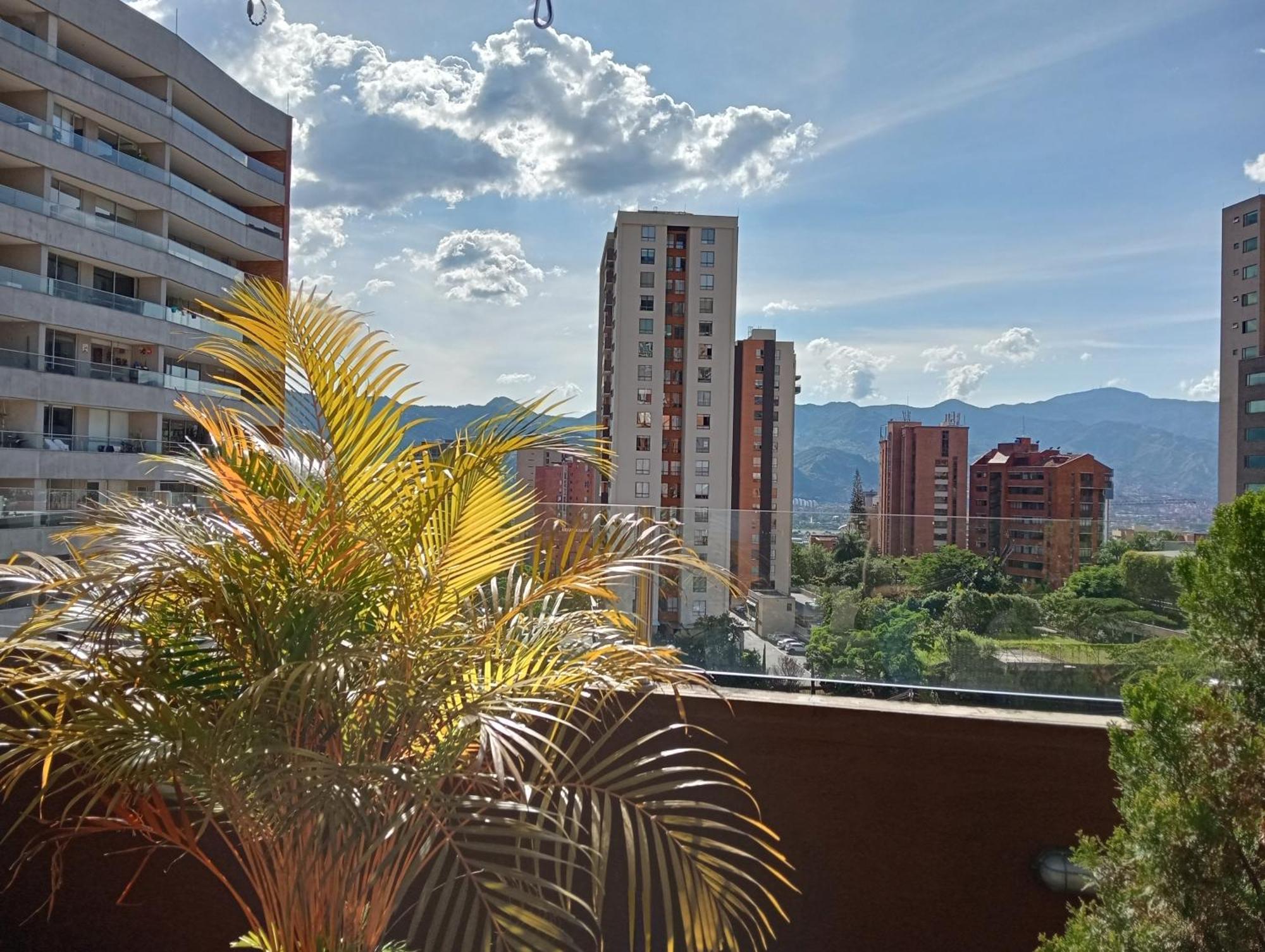 Hotel Lomas 10 Medellin By Dico Екстериор снимка