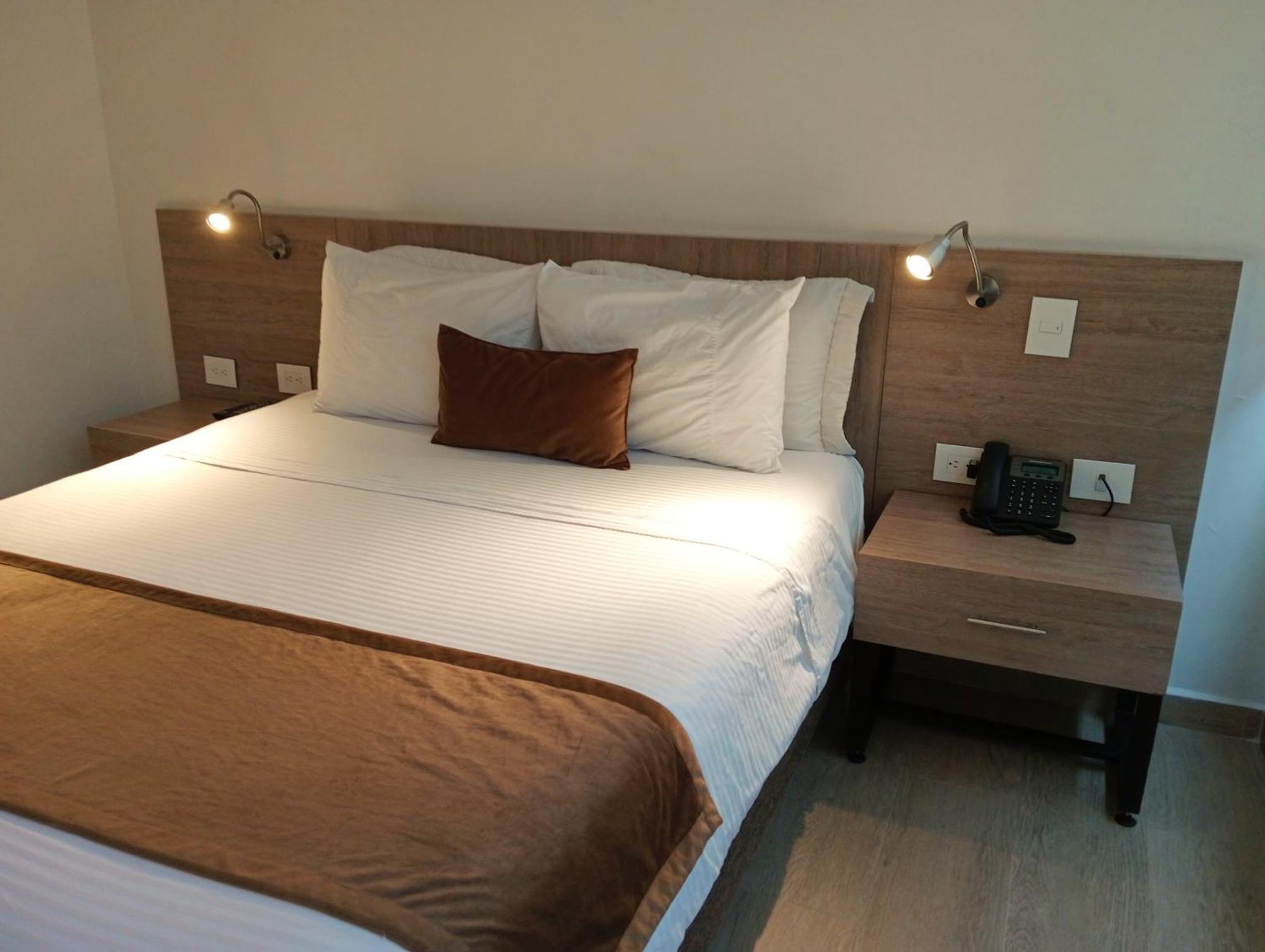 Hotel Lomas 10 Medellin By Dico Екстериор снимка